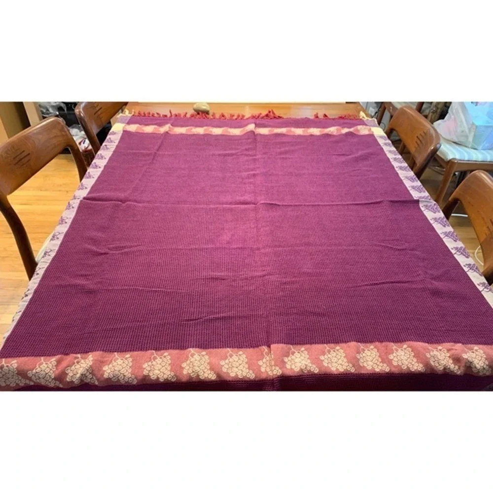 Primitive Artisan Inc 100% Cotton Boho VTG Purple & Red Grape Motif Woven Tablec